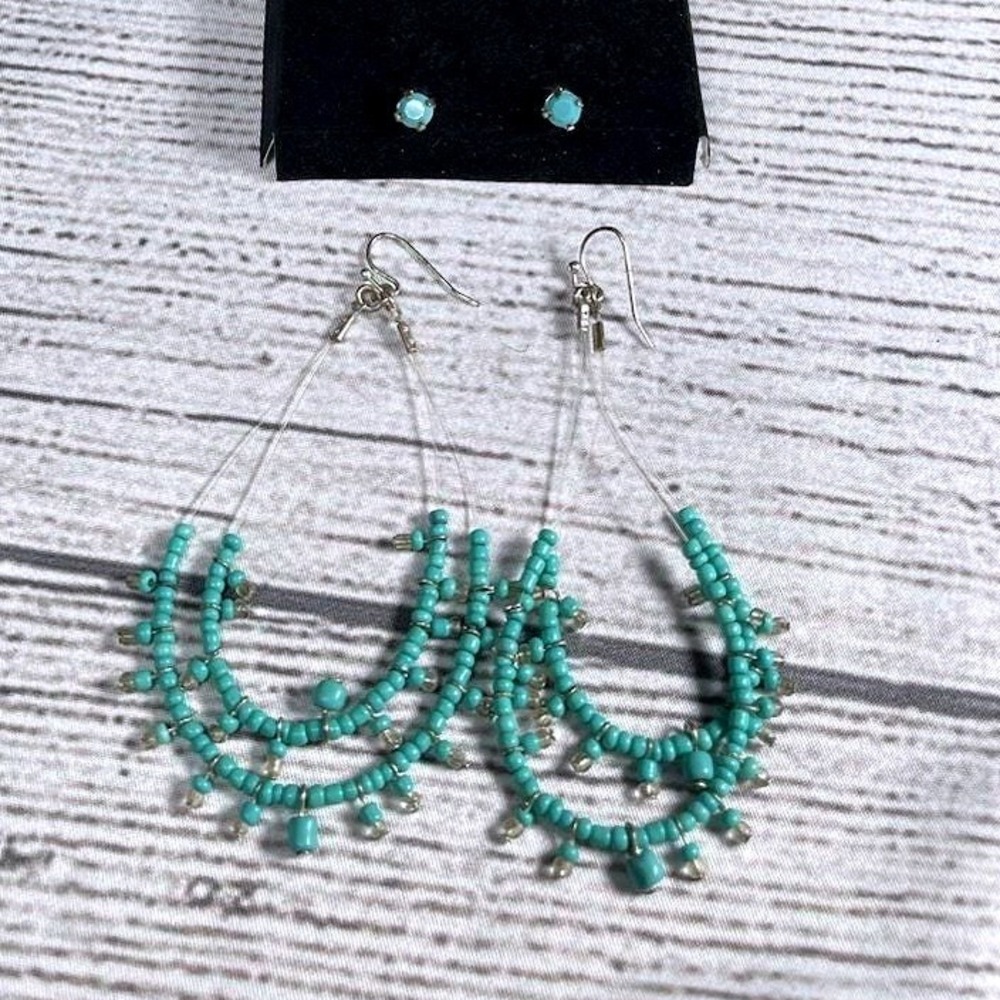 Avon Bohemian Princess White Earrings 2 Piece